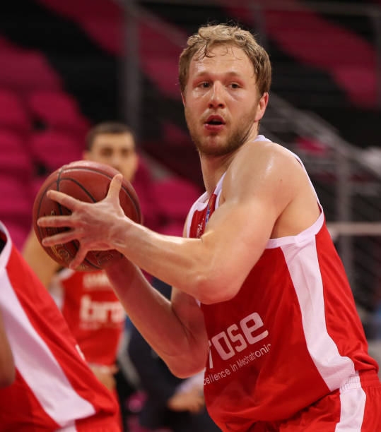 竞争格局中 竞争格局中