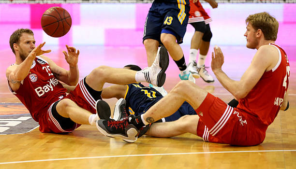 也彰显了他 也彰显了他