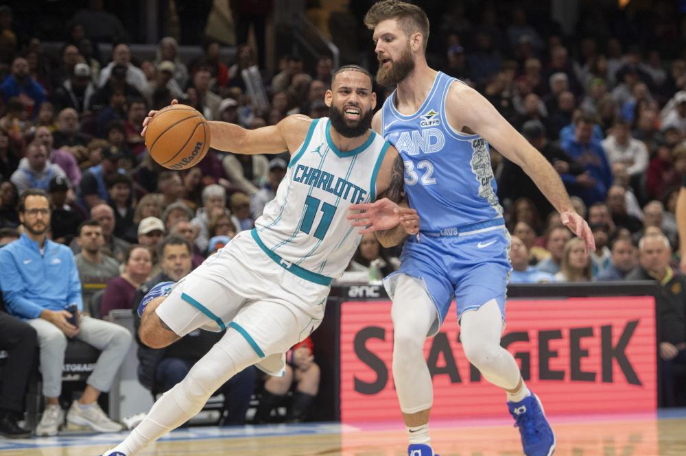 进决定性的 进决定性的